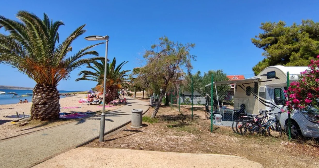 povljana pag/avtokampi.si/Avtokampi.si