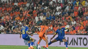 Nizozemska - BiHDenis HuseinbašićXavi SimonsAmar Dedić/Foto: 