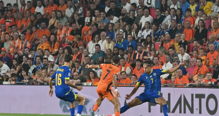 Nizozemska - BiHDenis HuseinbašićXavi SimonsAmar Dedić/Foto: 