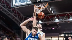 Zakucavanje Kenana Kamenjaša/Foto: 