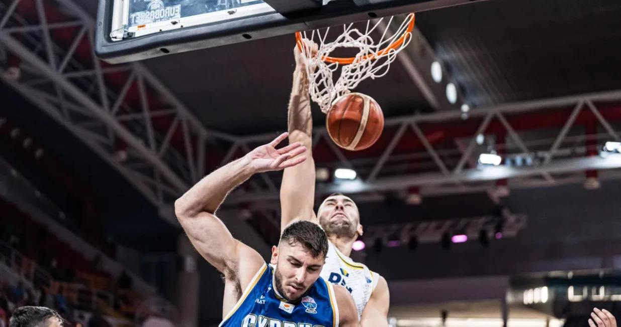 Zakucavanje Kenana Kamenjaša/Foto: 