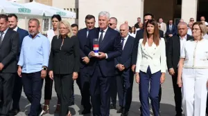 Čović i Bradara na obilježavanju godišnjice u Mostaru/
