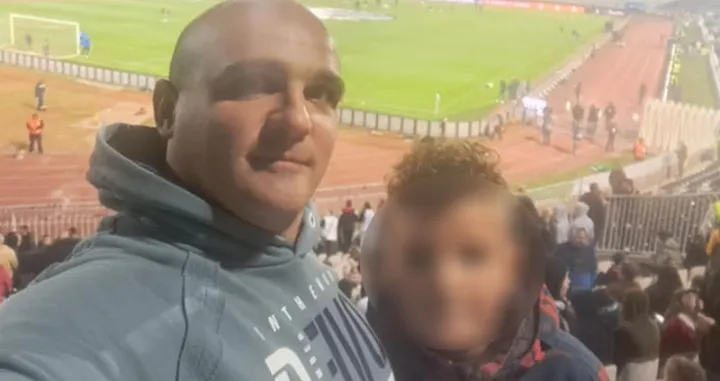 Temsi i njegov sin/Društvene Mreže