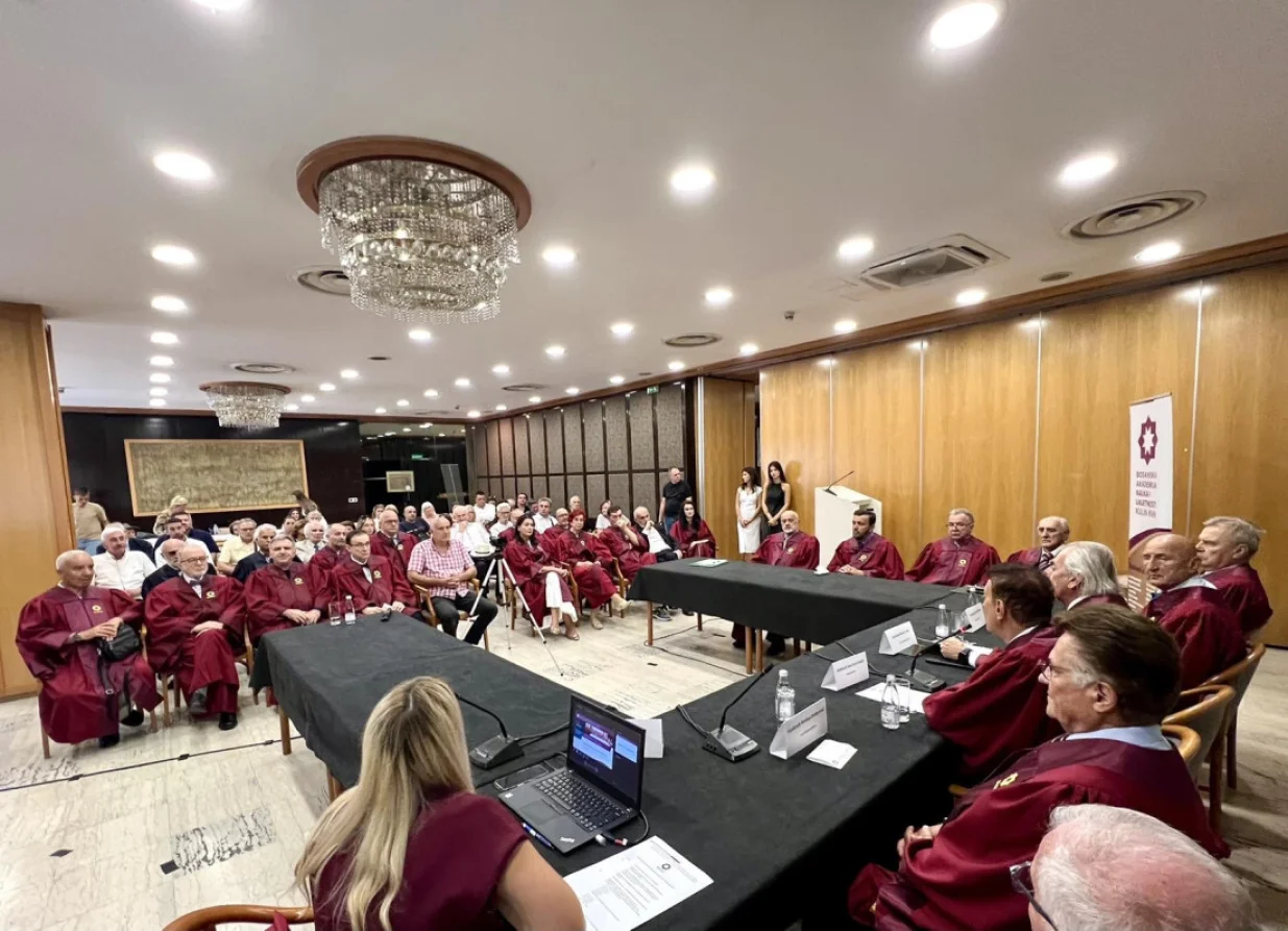 Izabrani akademici Bosanske akademije nauka i umjetnosti "Kulin ban"