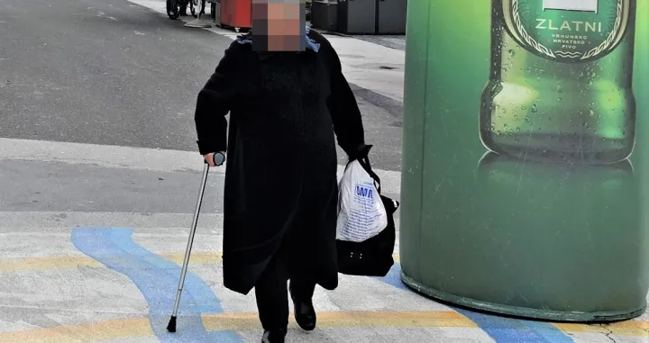 Baka, vjerovatno slabijeg imovinskog stanja, htjela se osigurati za zimu/Dnevnik Tv