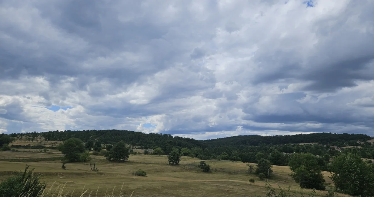 vrijeme, naoblačenje, promjena vremena, oblačno, oblaci/Lejla Sofradžija