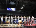 Basketball - FIBA EuroBasket 2025 - Group Phase - Bosnia and Herzegovina v Cyprus - Spyros Kyprianou Athletic Center, Limassol, Cyprus - August 28, 2025 Bosnia and Herzegovina players during the national anthems before the match REUTERS/Yiannis Kourtoglou/Foto: Yiannis Kourtoglou