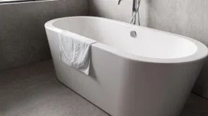 Skinite mrlje sa stare kade lako i brzo/Free Pik