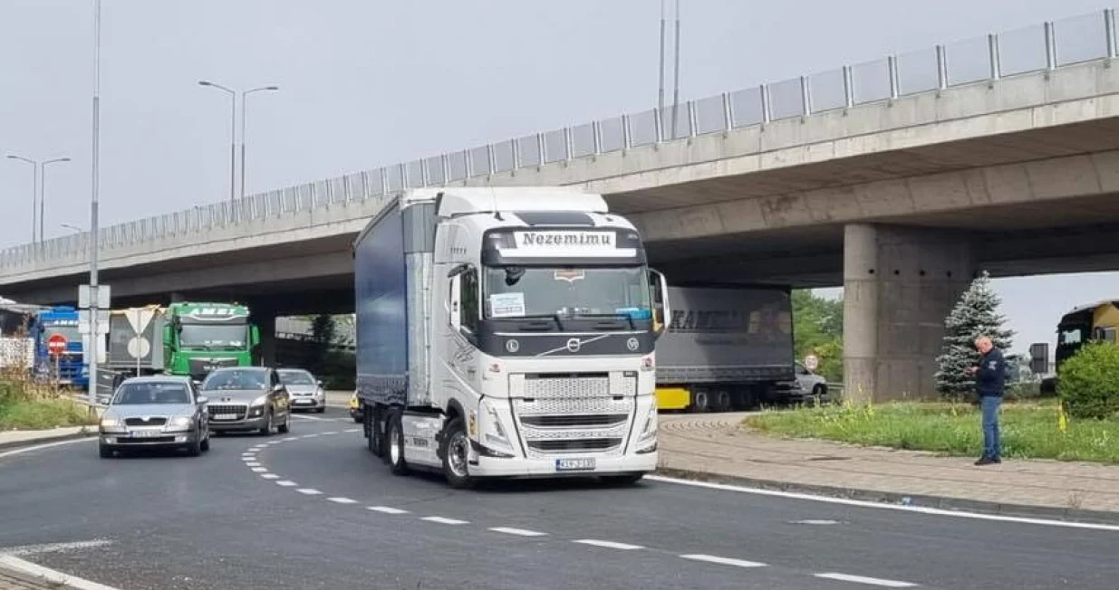 Prevoznici, protest, blokada, saobraćajnice/Teretnjaci.ba