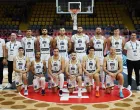 Basketball - FIBA EuroBasket 2025 - Group Phase - Bosnia and Herzegovina v Cyprus - Spyros Kyprianou Athletic Center, Limassol, Cyprus - August 28, 2025 Bosnia and Herzegovina players and staff pose for a team group photo before the match REUTERS/Yiannis Kourtoglou/Foto: Yiannis Kourtoglou