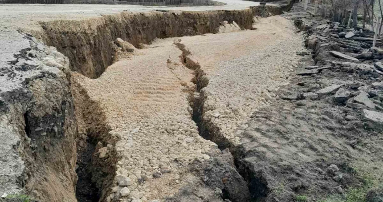 Ugljevik Selo, mještani i eksproprijacija/