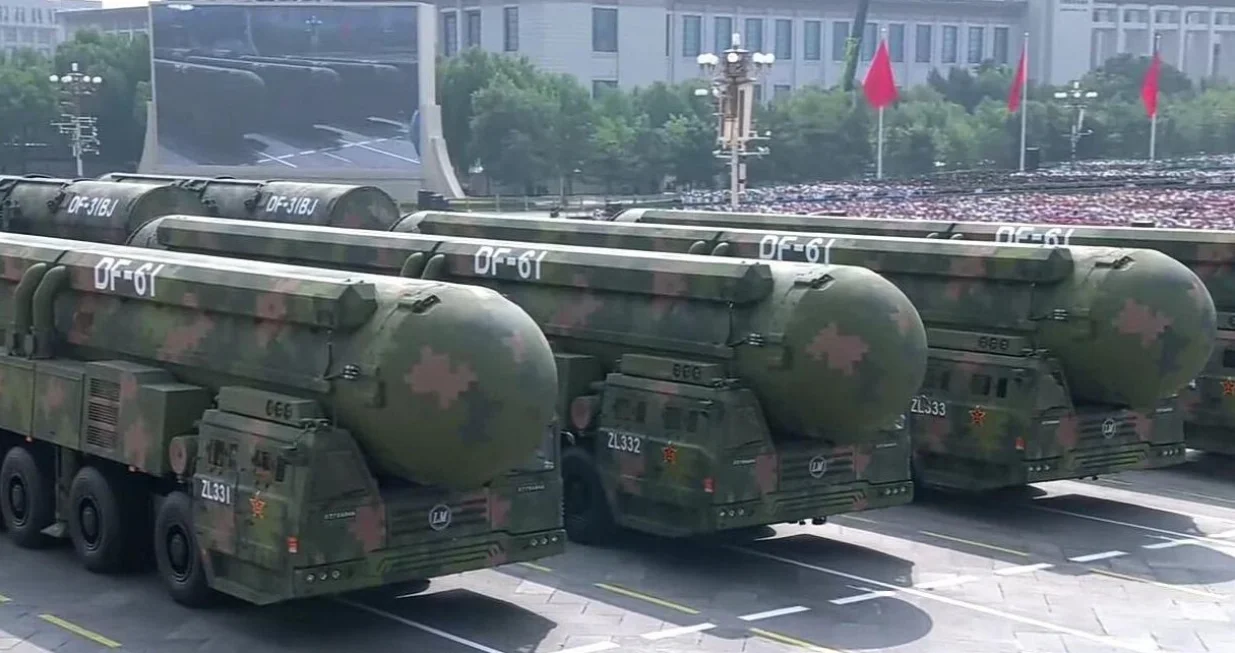 Kina predstavila hipersonične rakete/X/