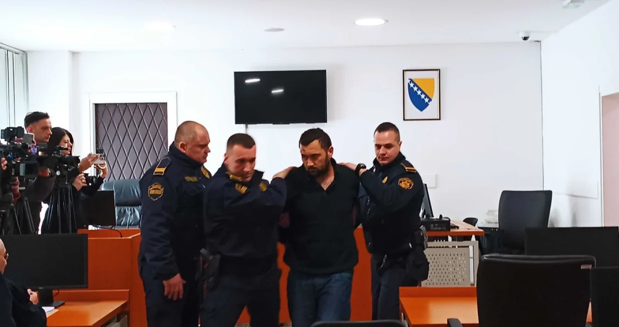 Emir Selimović u sudnici/Tuzlanski.ba//