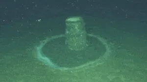 nuklearni otpad, bačve, okean, dno/