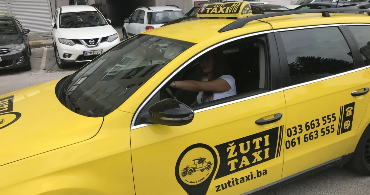 žuti taxi/Tanja Cerić
