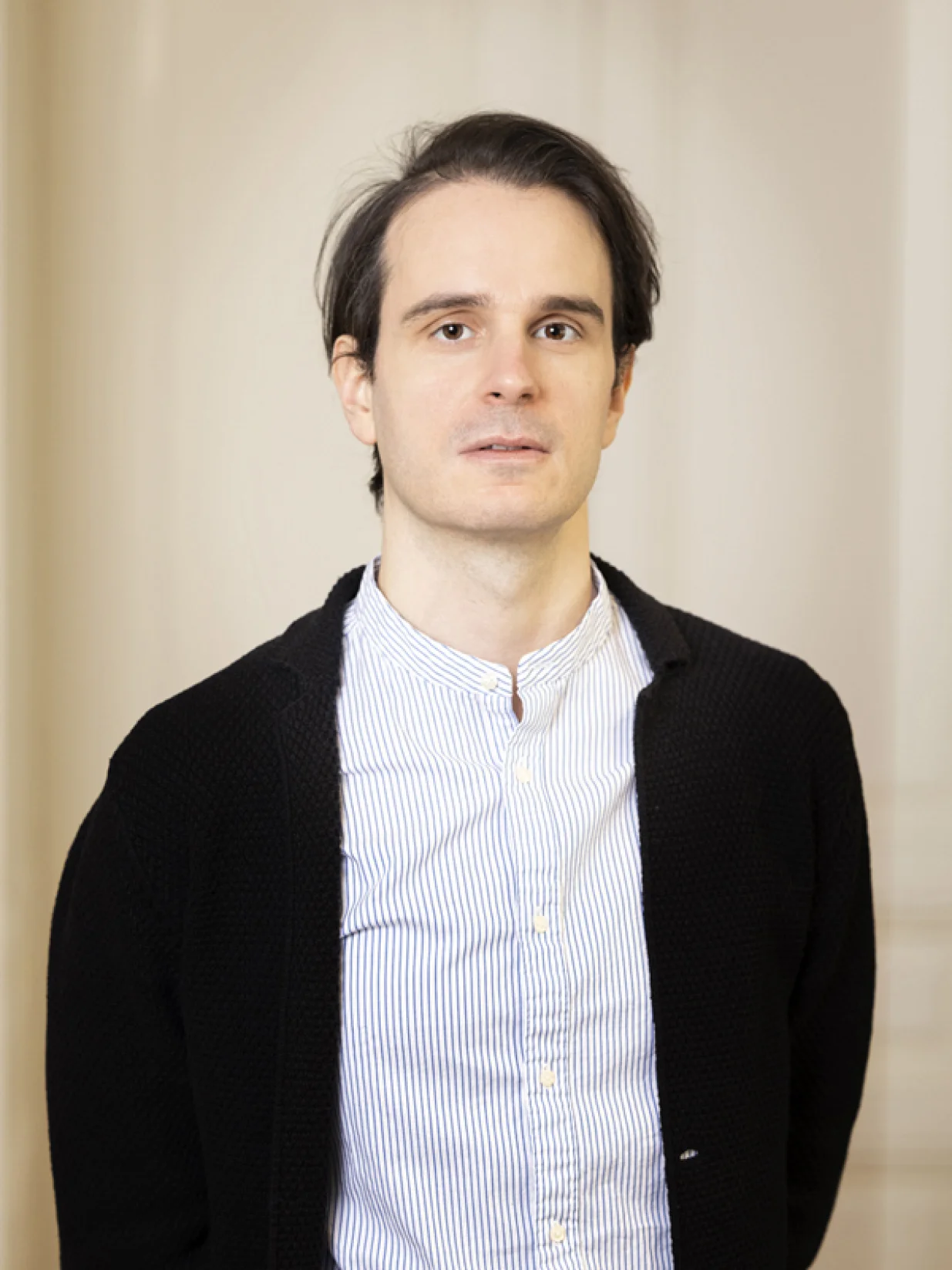 Filip Milačić viši istraživač u uredu "Demokratija budućnosti" Fondacije Friedrich Ebert, gostujući profesor na Srednjoeuropskom univerzitetu u Beču i istraživač na Institutu za demokratiju Srednjoevropskog univerziteta u Budimpešti/Fes