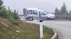 Vozač je izašao da postavi trougao/Srpskainfo/