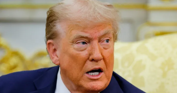 U.S. President Donald Trump reacts as he and the President of Poland Karol Nawrocki (not pictured) meet in the Oval Office at the White House in Washington, D.C., U.S., September 3, 2025. REUTERS/Brian Snyder/Brian Snyder