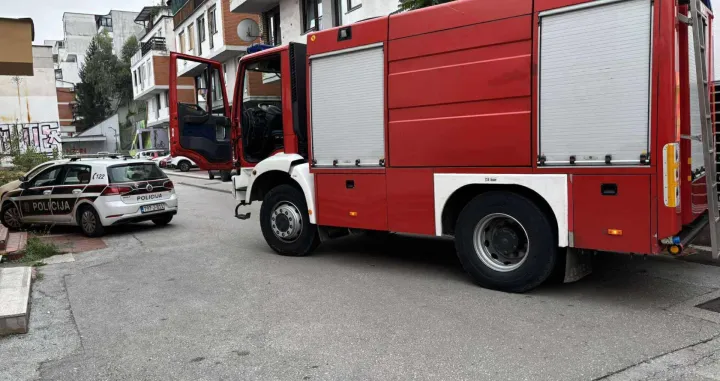 Ulica Avde Hume Sarajevo, Ciglane, policija, MUP KS, policijska patrola, vatrogasci, PVJ Sarajevo/Nedim Fetahović