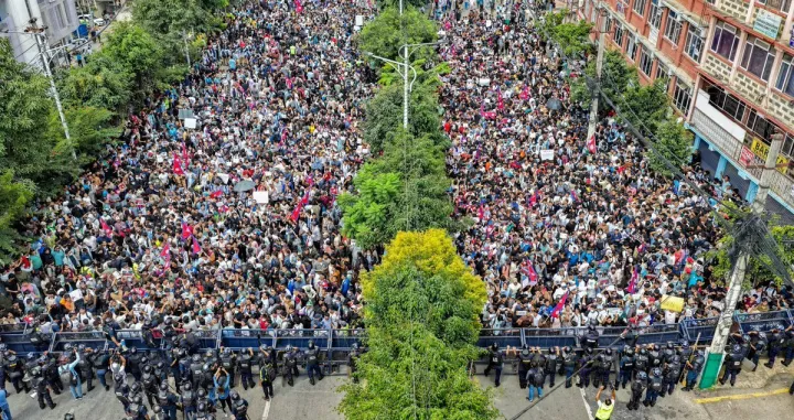 Nerpal, protesti u nepalu, ima mrtvih/X