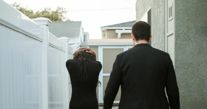 distanca, sukobi, nesuglasice/Pexels