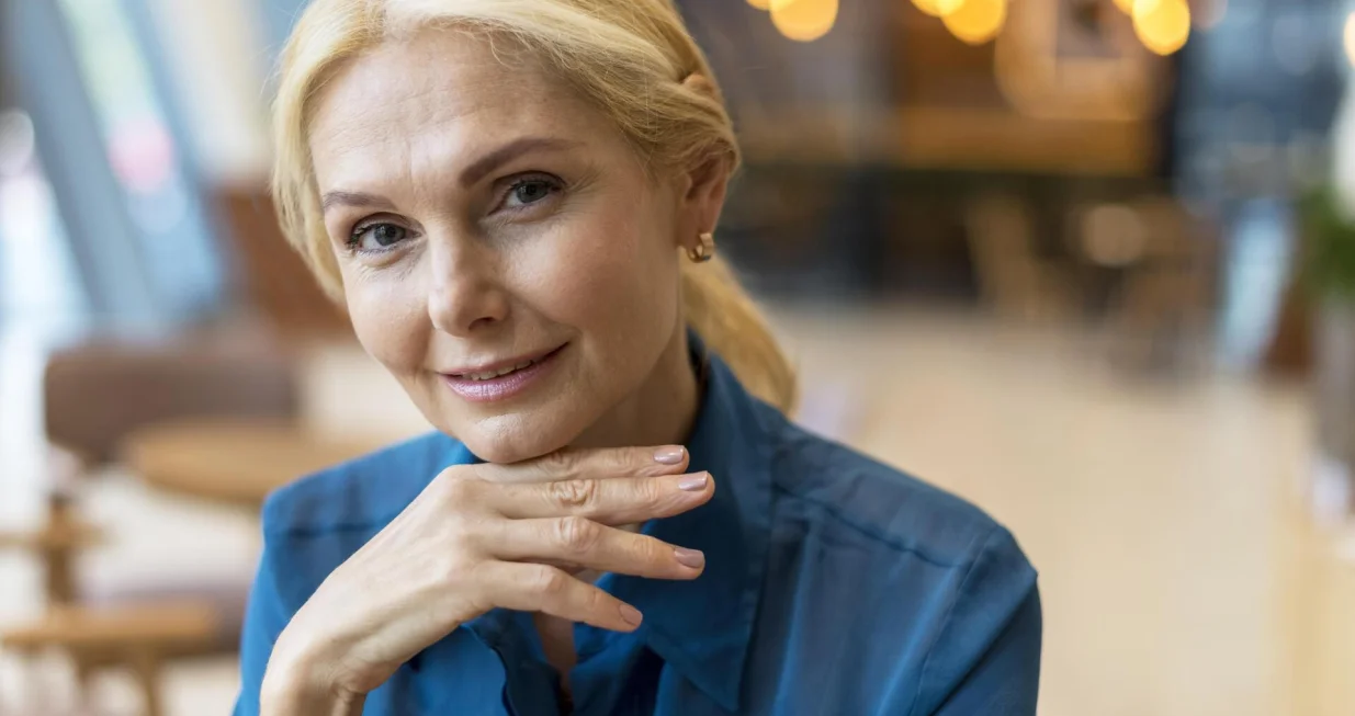 Prirodna ljepota i sreća rastu s godinama/Free Pik