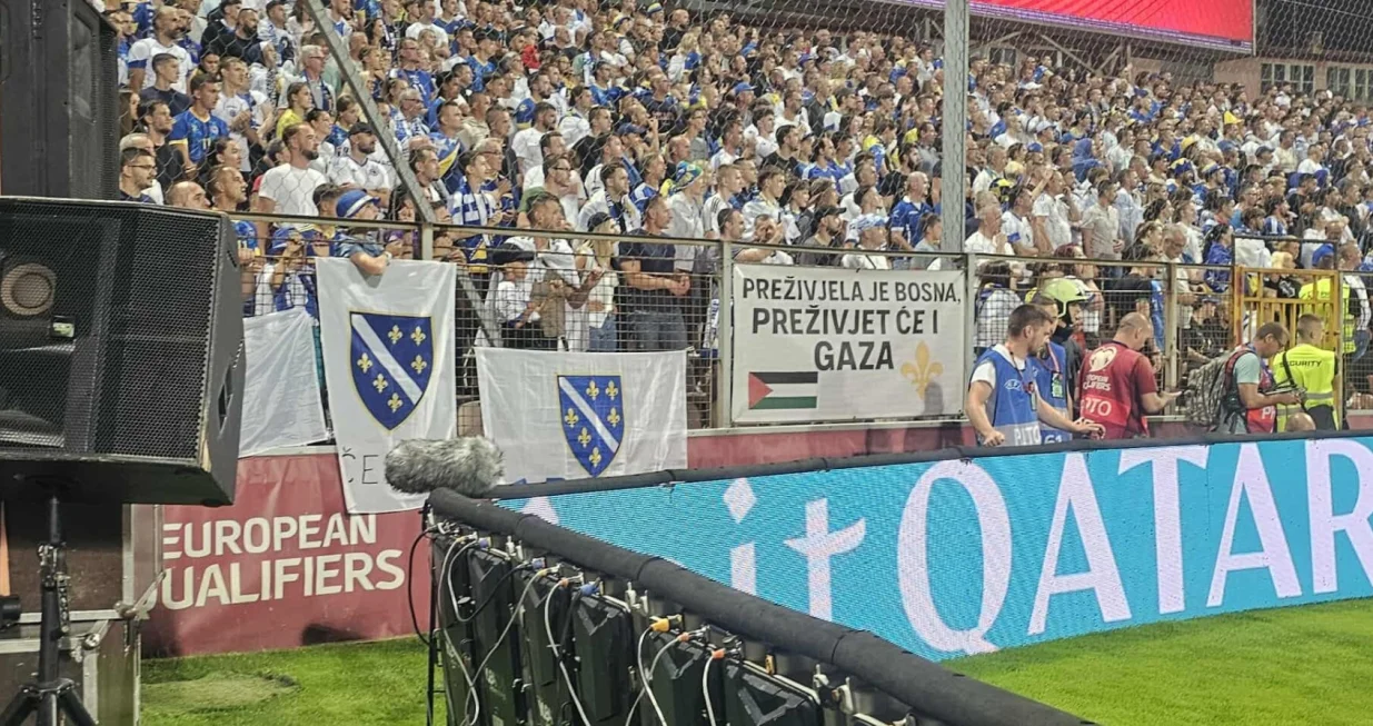 Parola bh. navijača o Gazi/Foto: 