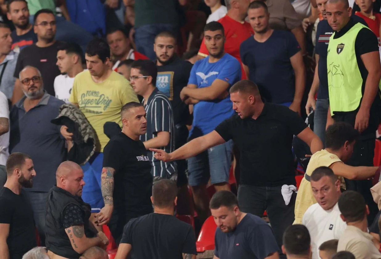 Vučićevi batinaši izavali skandal na Marakani (FOTO: SK)/Foto: 