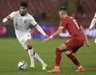 epa09576921 Qatar's Mohammed Albayati (L) in action against Serbia's Aleksa Terzic (R) during the International Friendly soccer match between Serbia and Qatar in Belgrade, Serbia, 11 November 2021. EPA/ANDREJ CUKIC/Foto: Andrej Cukic