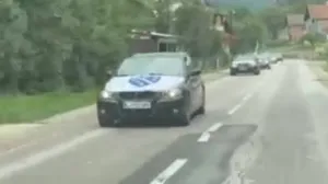 Zastava sa ljiljanima/Rtrs