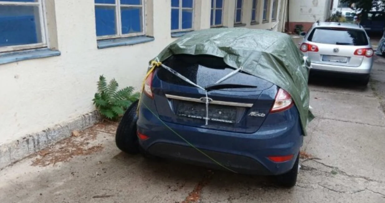 vukanovićev automobil prevezen pred PU Trebinje RTRS/Rtrs