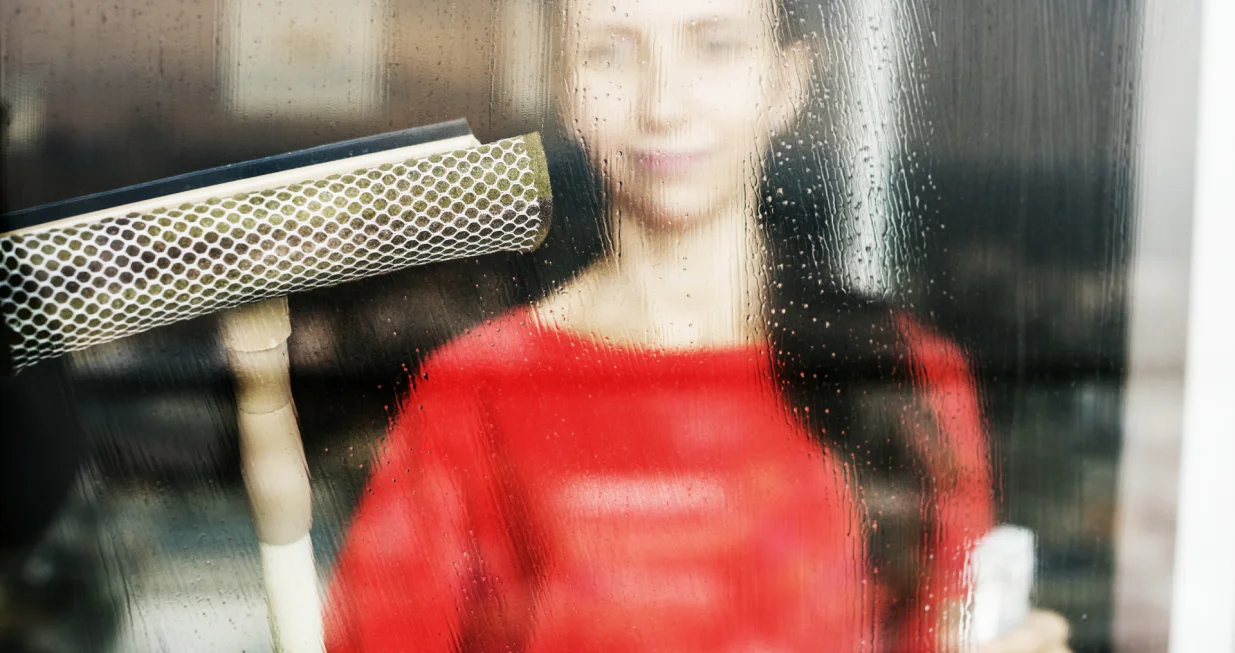 Očistite prozore kao profesionalac/Free Pik