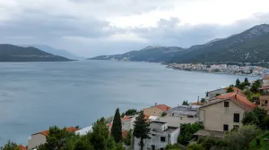 Neum prizori van sezone/Damir Deljo