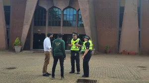 Centralna džamija u Glasgowu, škotska policija/Glasgow Central Mosque