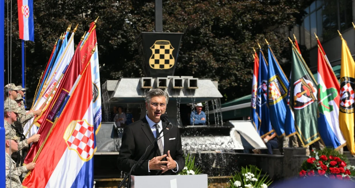 Predsjednik Vlade Republike Hrvatske Andrej Plenković prisustvovao je danas u Jajcu obilježavanju 30. godišnjice oslobodilačke operacije "Maestral"/Vlada Rh