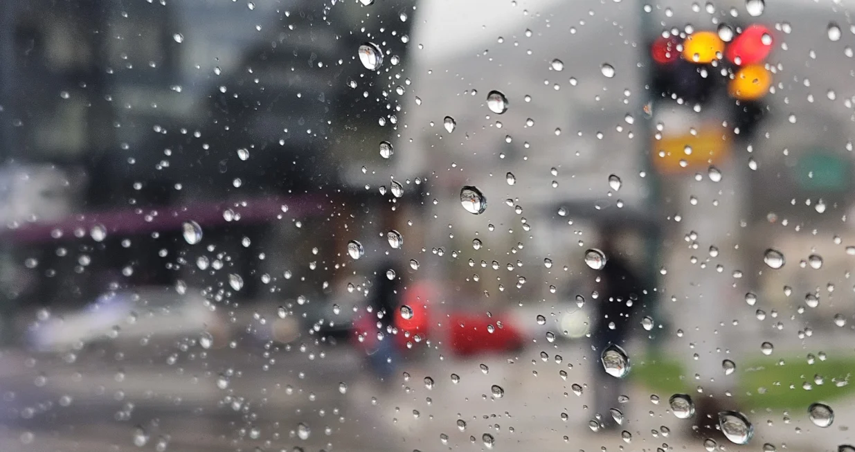 KIša, kiša u sarajevu,/Lejla Sofradžija 