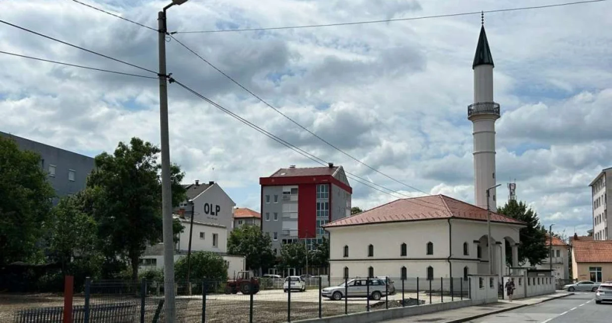 Uskoro vrata otvara obnovljena Ahmed-beg Salihbegovića džamija u Bijeljini/Medžlis Iz Bijejina