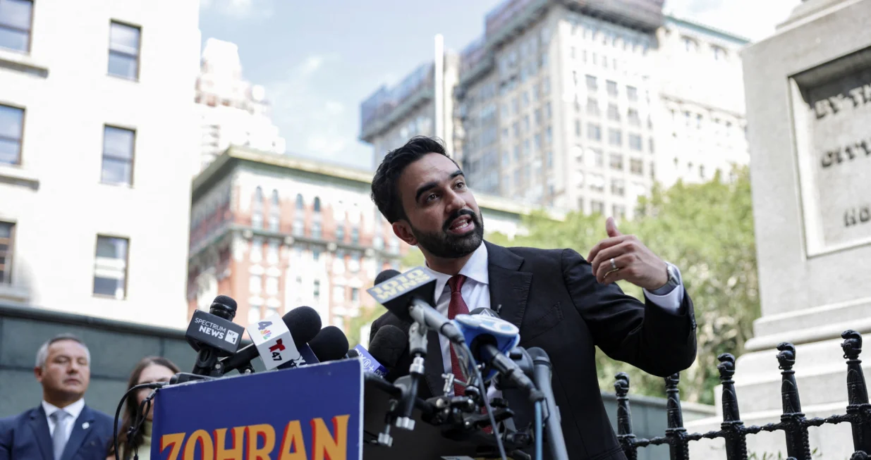 New York City mayoral candidate Zohran Mamdani speaks during a press conference in New York City, U.S., September 3, 2025. REUTERS/Jeenah Moon/Jeenah Moon