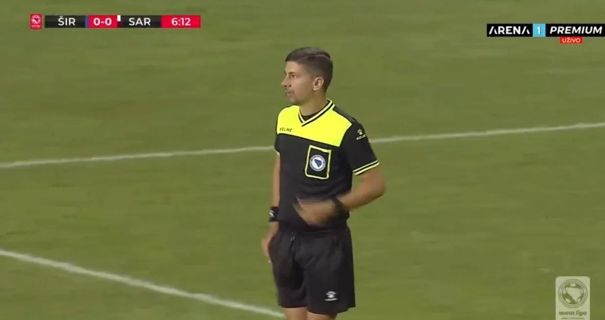 Nevjerovatna odluka Marića na meču Široki Brijeg - Sarajevo (FOTO: Screenshot/Arenasport)/Foto: 