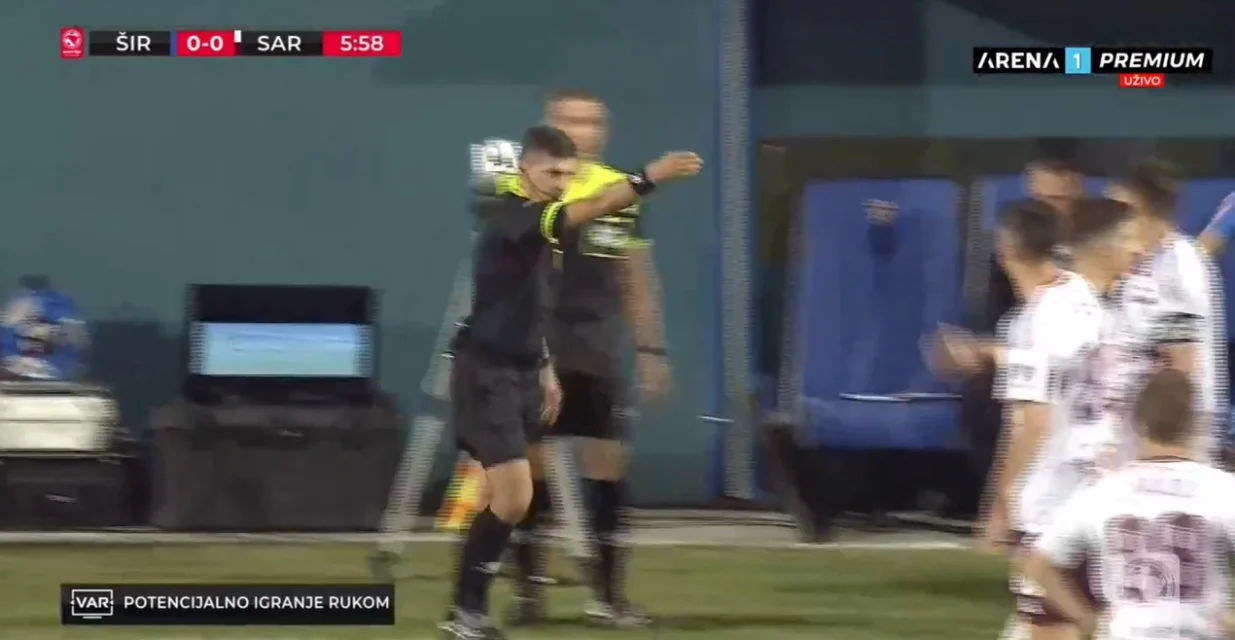 Nevjerovatna odluka Marića na meču Široki Brijeg - Sarajevo (FOTO: Screenshot/Arenasport)/Foto: 