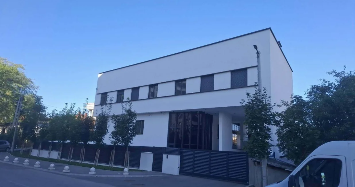 Kuća Igora Dodika - A gdje je zastava?/Facebook/