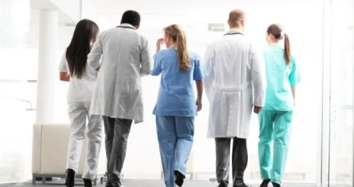 zdravstveni radnici/