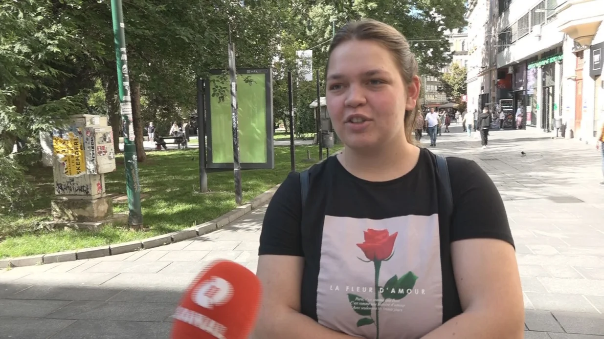 anketa politika i mladi/