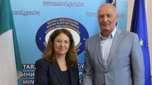 Helez i Castellani/Mo Bih