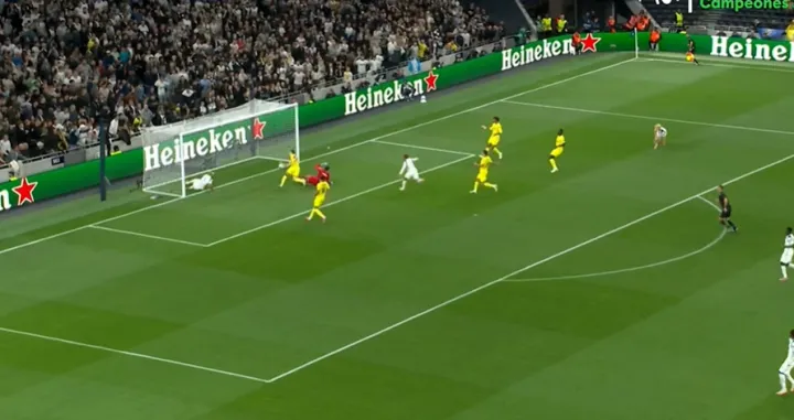 Autogo Luiza Juniora za vodstvo Tottenhama protiv Villarreala (FOTO: Screenshot)/Foto: 