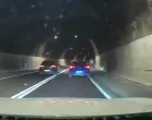 Tunel između Mostara i Jablanice - Vozač Passata preticao u tunelu i udario drugi automobil. Nakon toga pobjegao sa lica mjesta/Screenshot