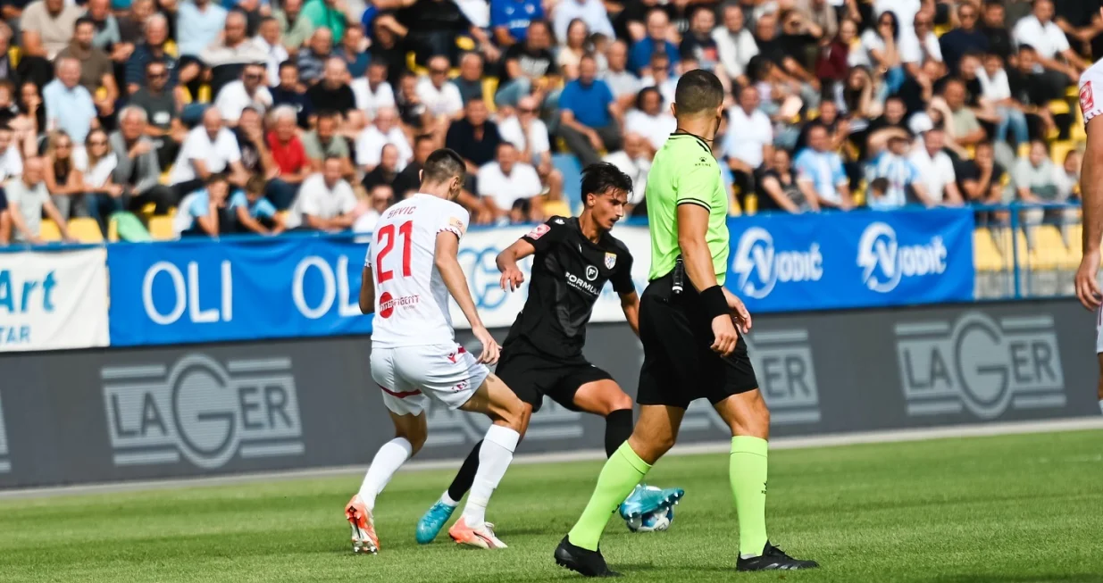 Navijači Posu&scaron;ja posvetili transparent Bandiću (FOTO: H&Scaron;K Posu&scaron;je)/Foto: 