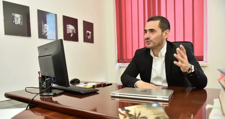 Aleksandar Savanović /Velibor Tripić/