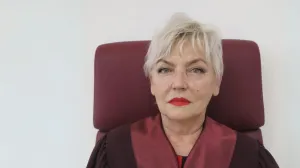 Sena Uzunović, sutkinja/