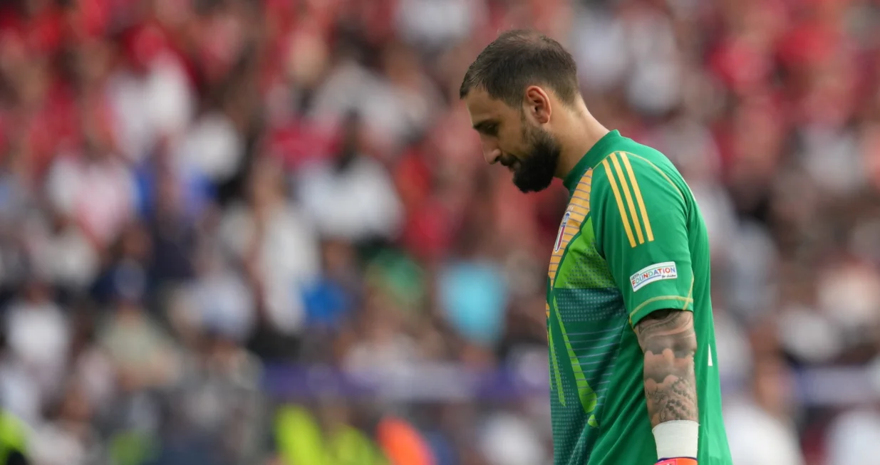 BERLIN, GERMANY - JUNE 29: Goalkeeper Gianluigi Donnarumma of Italy gestures during the UEFA Euro 2024 round of 16 football match between Switzerland and Italy at Olympiastadion Berlin in Berlin on June 29, 2024. (Mahmut Serdar Alakuş - Anadolu Agency)/Foto: 